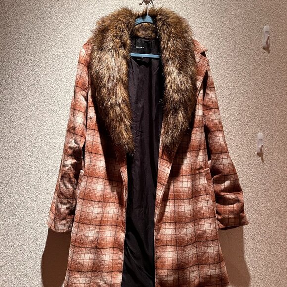 Forever 21 Jackets & Blazers - FOREVER 21+ Cream Brown White Plaid Faux Fur Collar Tie Trench Pea Coat Jacket